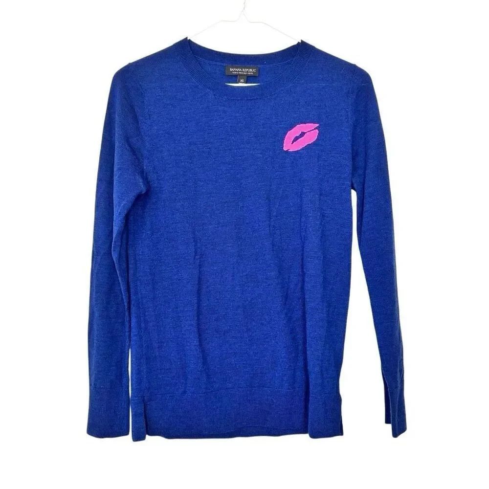 Banana Republic 100% Merino Wool Pink Lips Crew Neck Pullover Sweater Blue XS